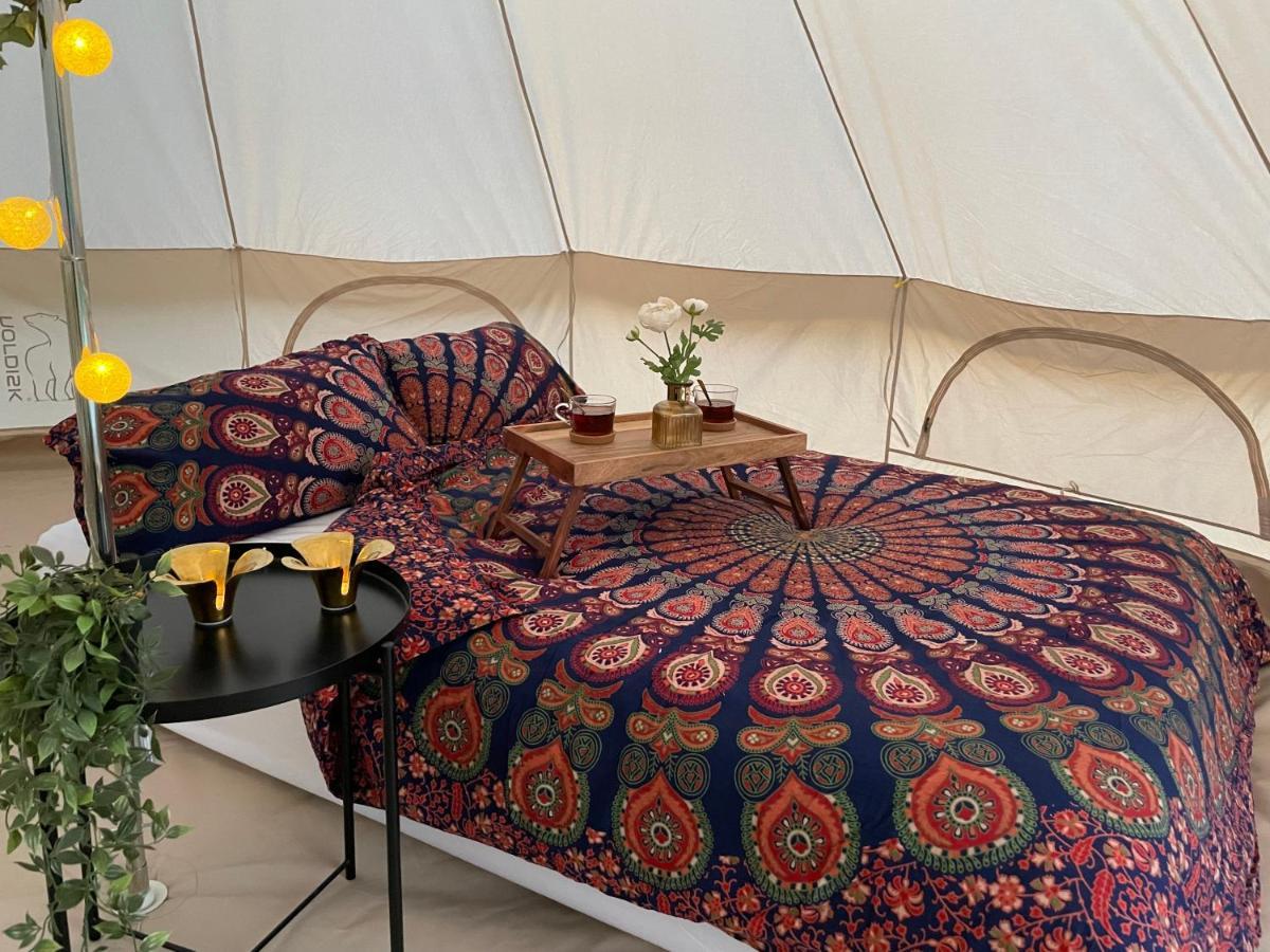 Tullesbo Saetesgard Luxe tent Sjöbo